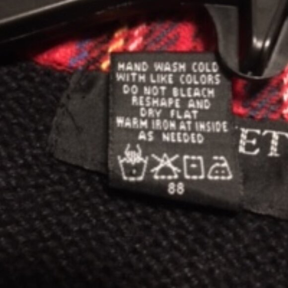 Vintage Christmas Sweater Zip-Up Vest by Planet & Co.   Size Large - Picture 9 of 14